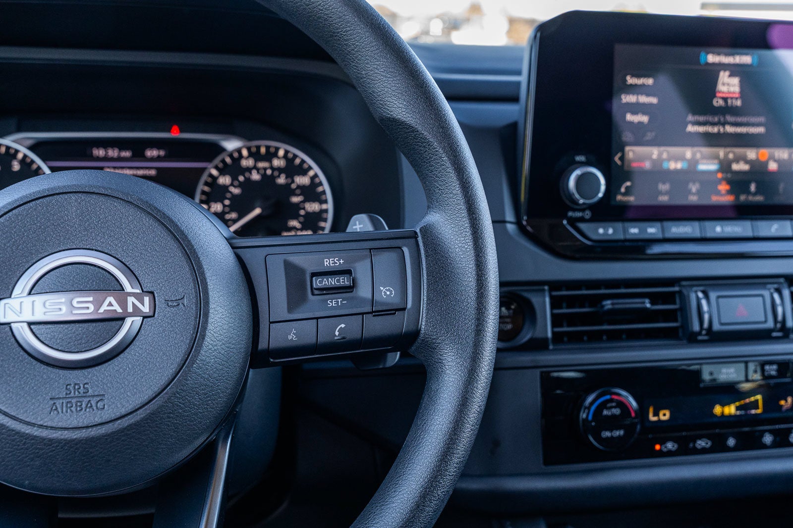 2025 Nissan Pathfinder S