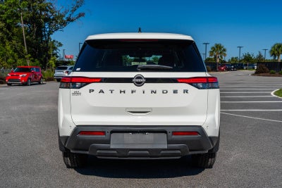 2025 Nissan Pathfinder S