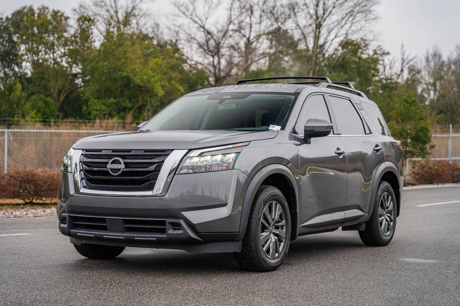 2023 Nissan Pathfinder SV