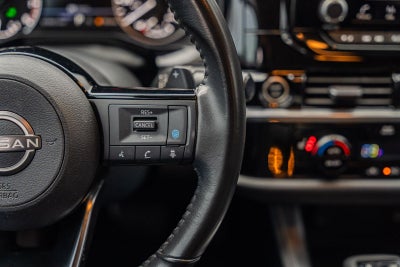 2023 Nissan Pathfinder SV