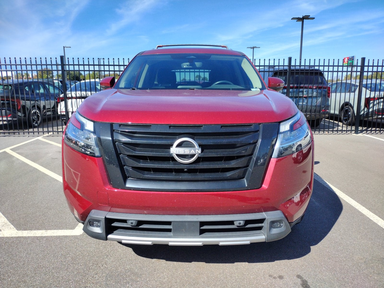 2023 Nissan Pathfinder SL