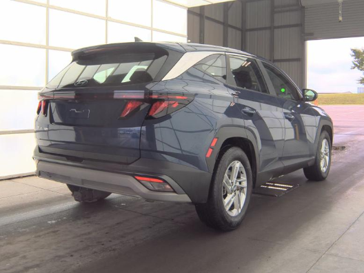 2025 Hyundai Tucson SE
