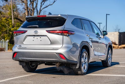2024 Toyota Highlander LE