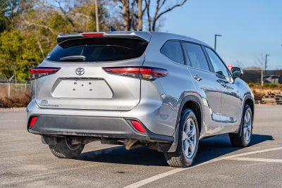 2024 Toyota Highlander LE