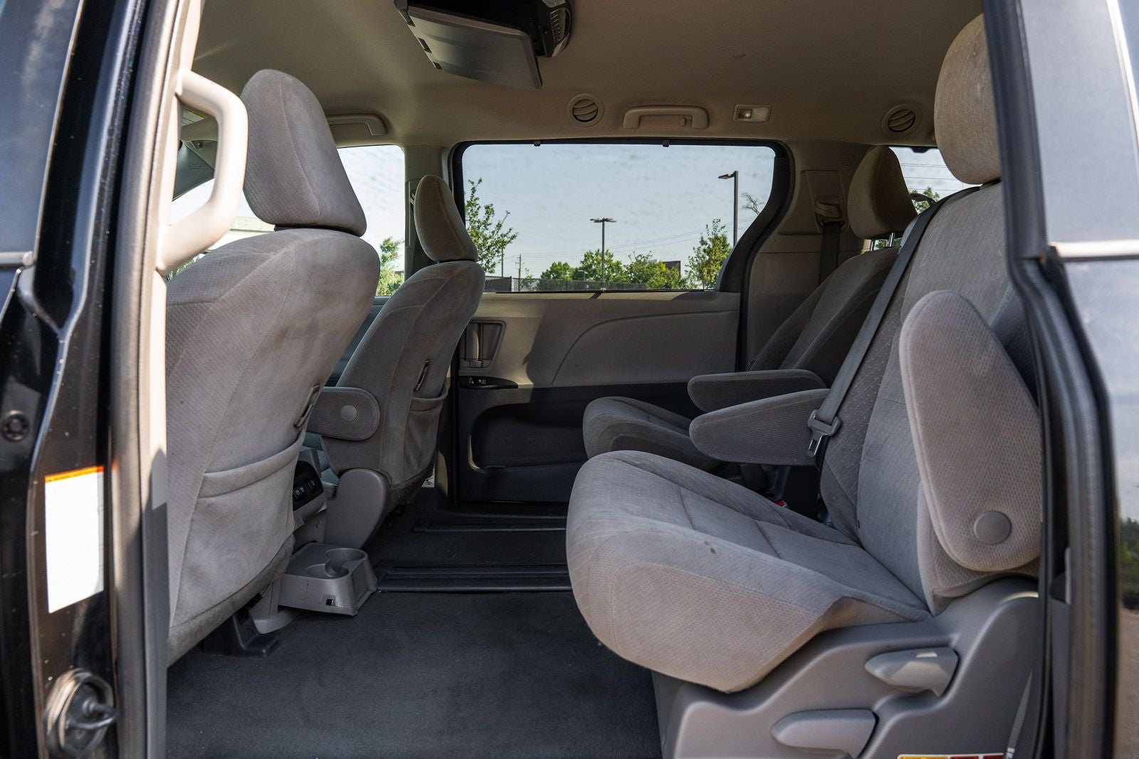 2019 Toyota Sienna LE 8 Passenger
