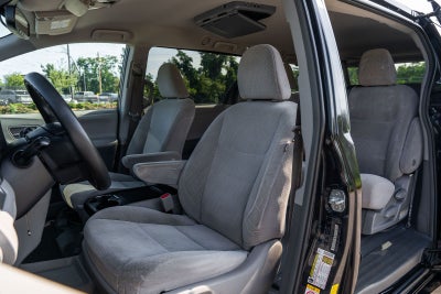 2019 Toyota Sienna LE 8 Passenger