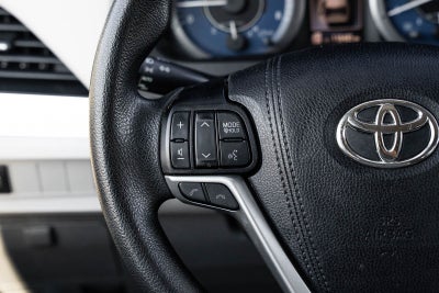 2019 Toyota Sienna LE 8 Passenger