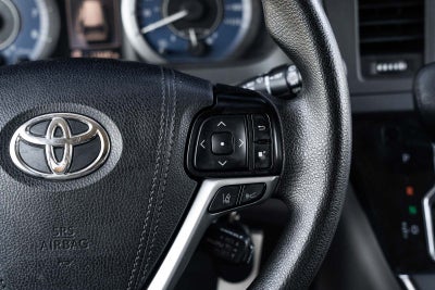 2019 Toyota Sienna LE 8 Passenger