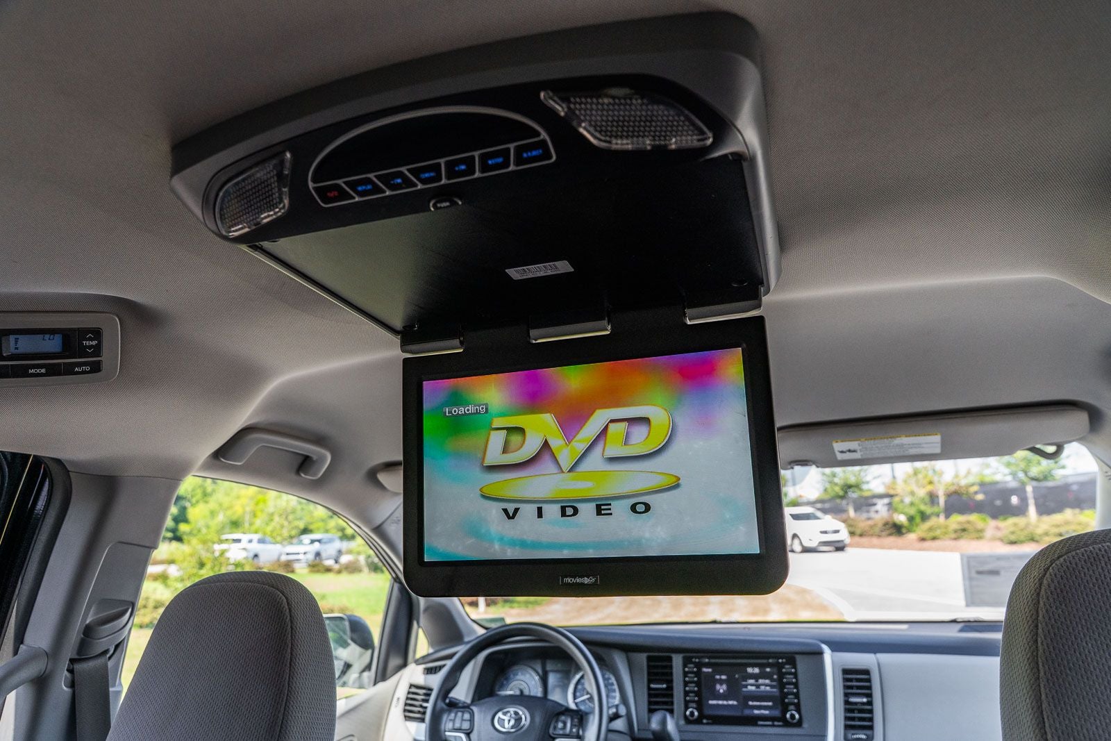 2019 Toyota Sienna LE 8 Passenger