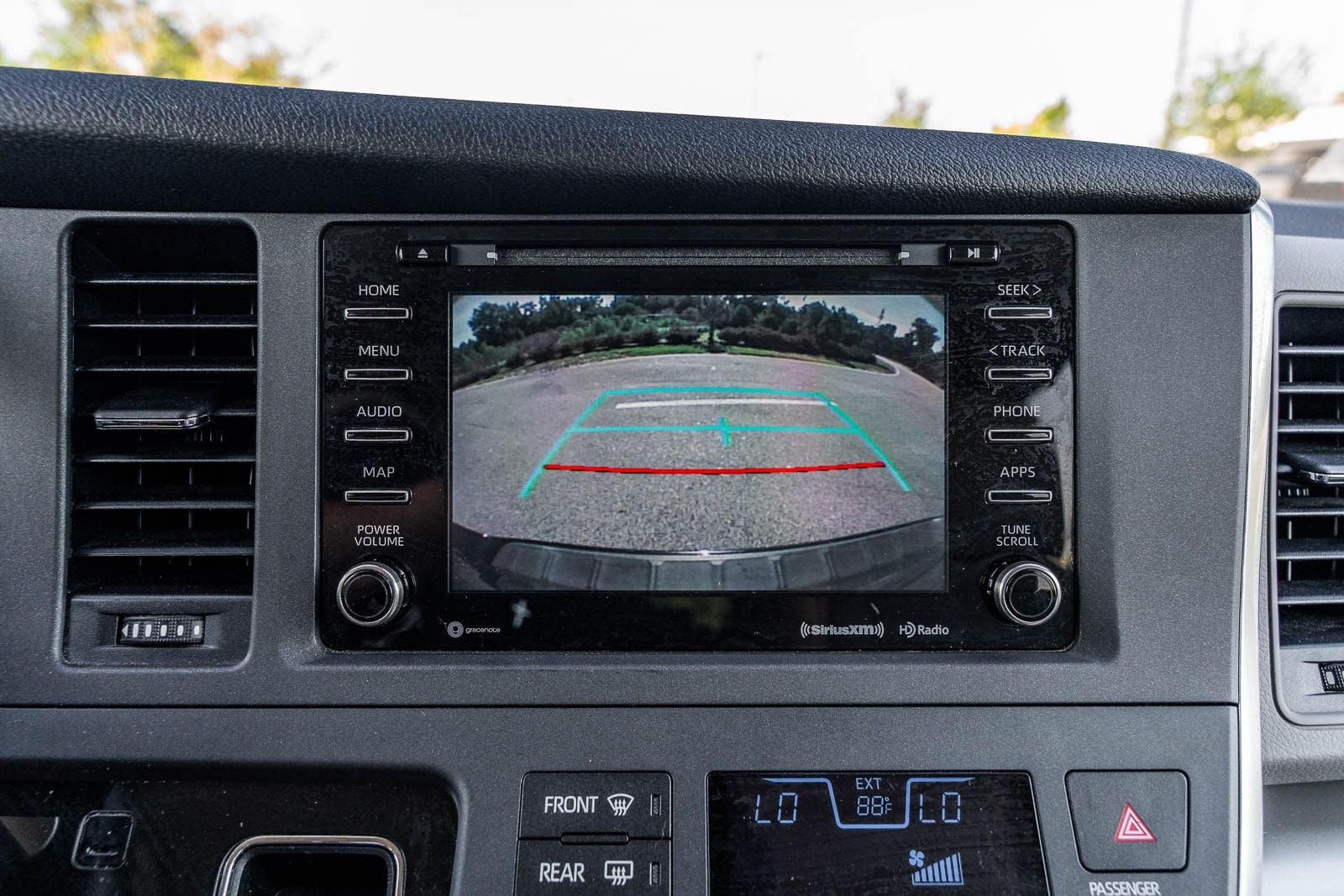 2019 Toyota Sienna LE 8 Passenger