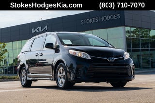 2019 Toyota Sienna LE 8 Passenger