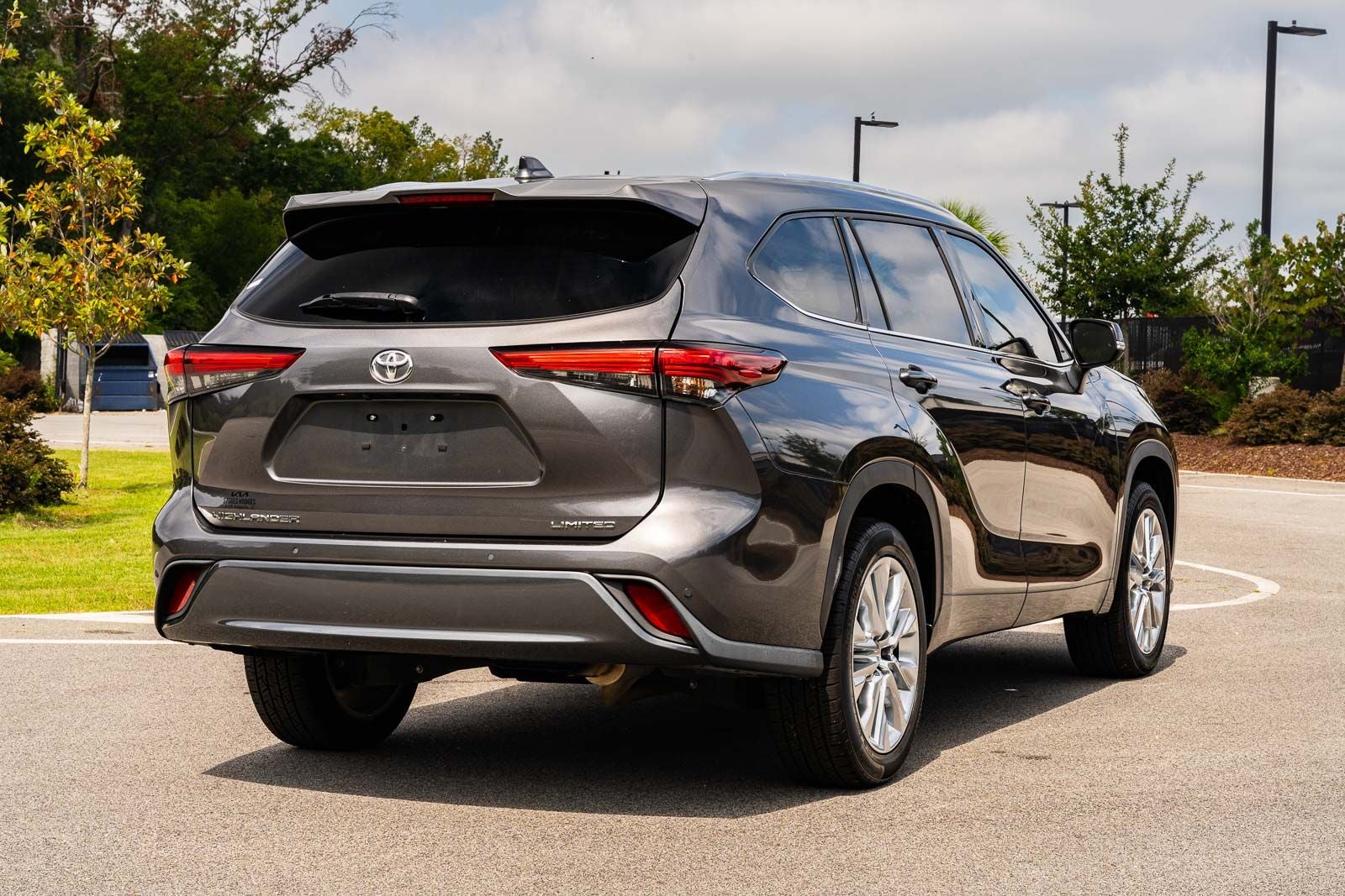 2022 Toyota Highlander Limited
