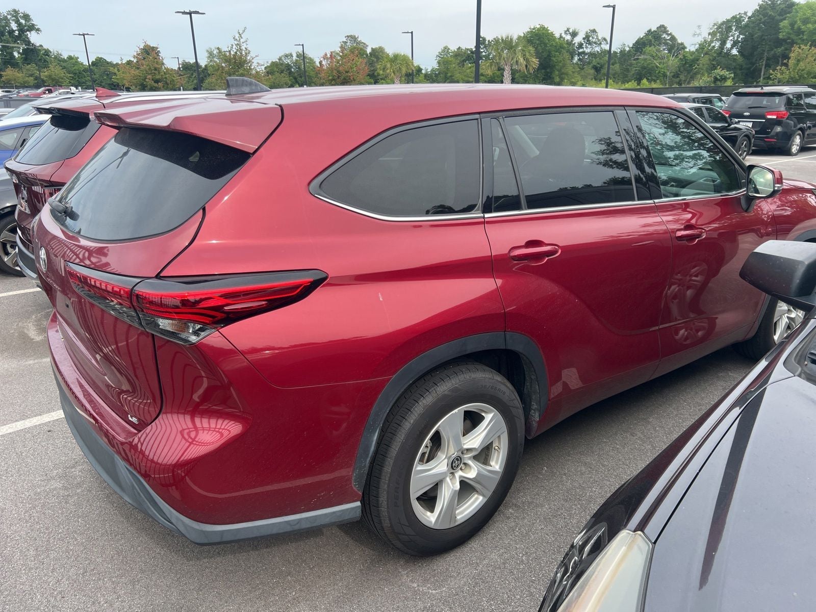 2022 Toyota Highlander LE