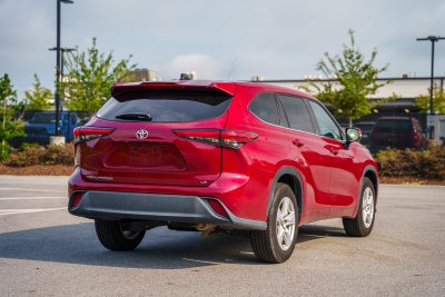 2022 Toyota Highlander LE