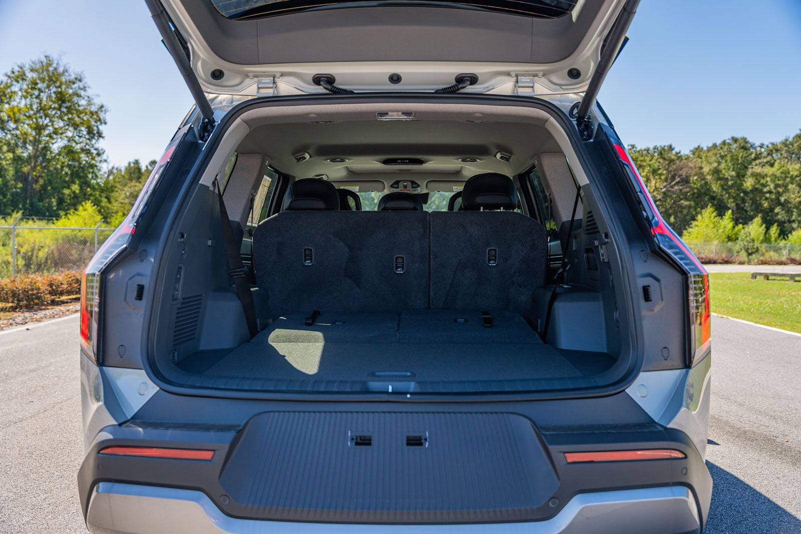 2026 Kia EV9 Light Long Range