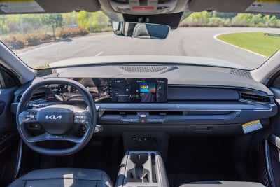 2026 Kia EV9 Light Long Range