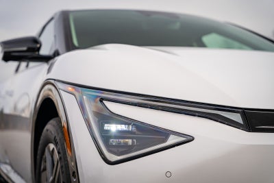 2025 Kia EV6 Wind