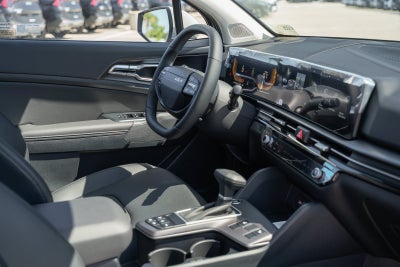 2027 Kia Sportage EX