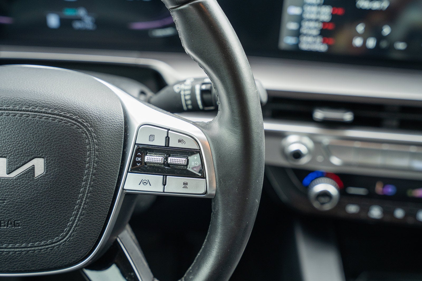 2024 Kia Telluride LX