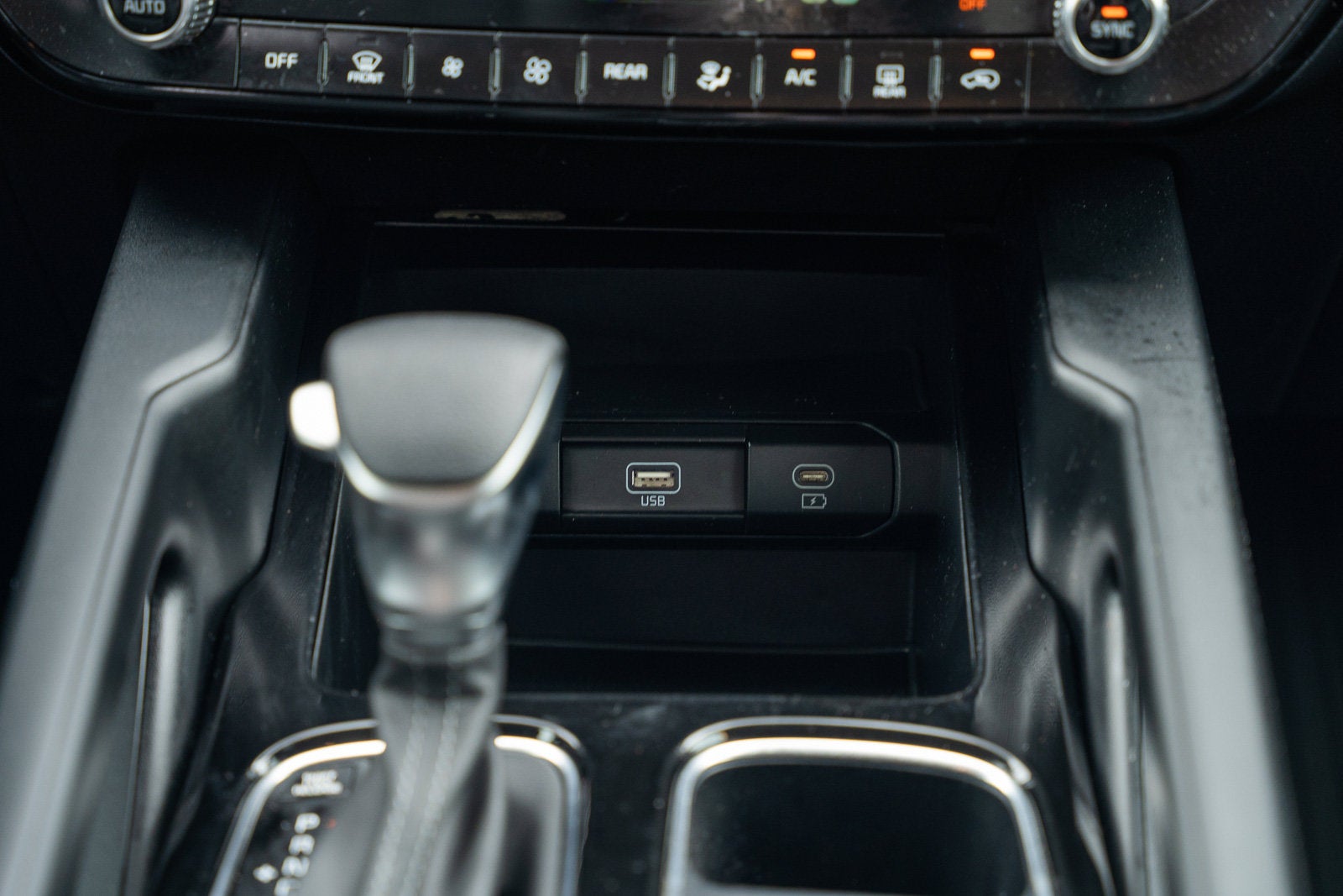 2024 Kia Telluride LX