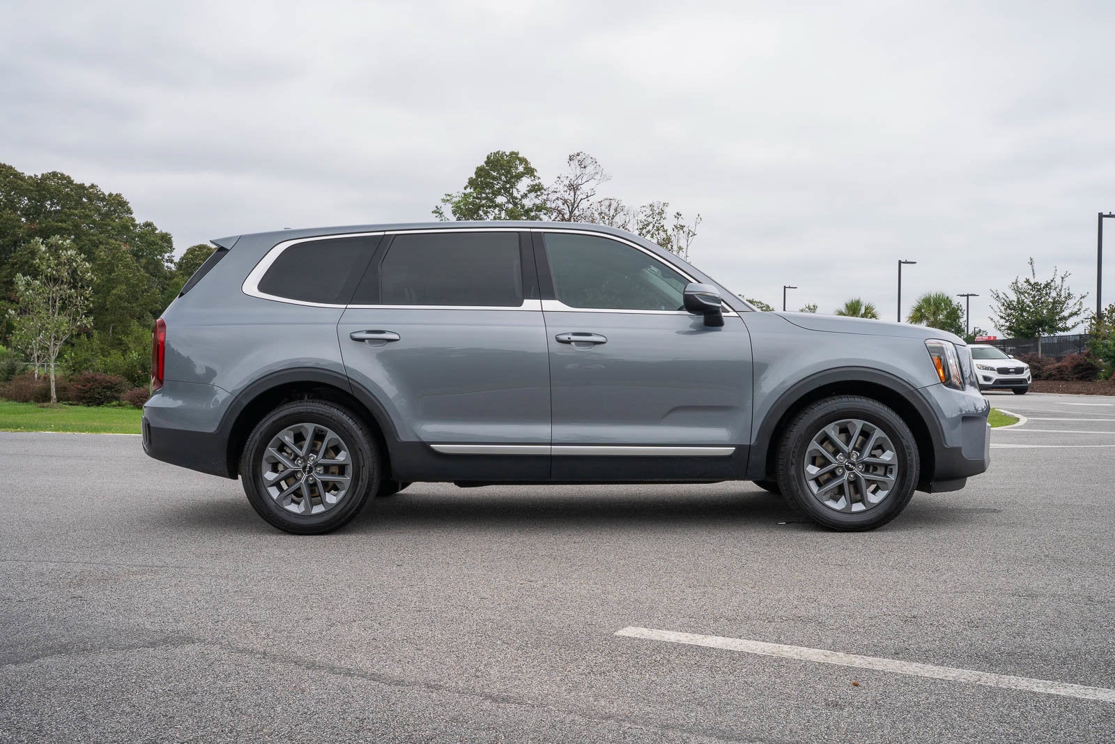 2024 Kia Telluride LX