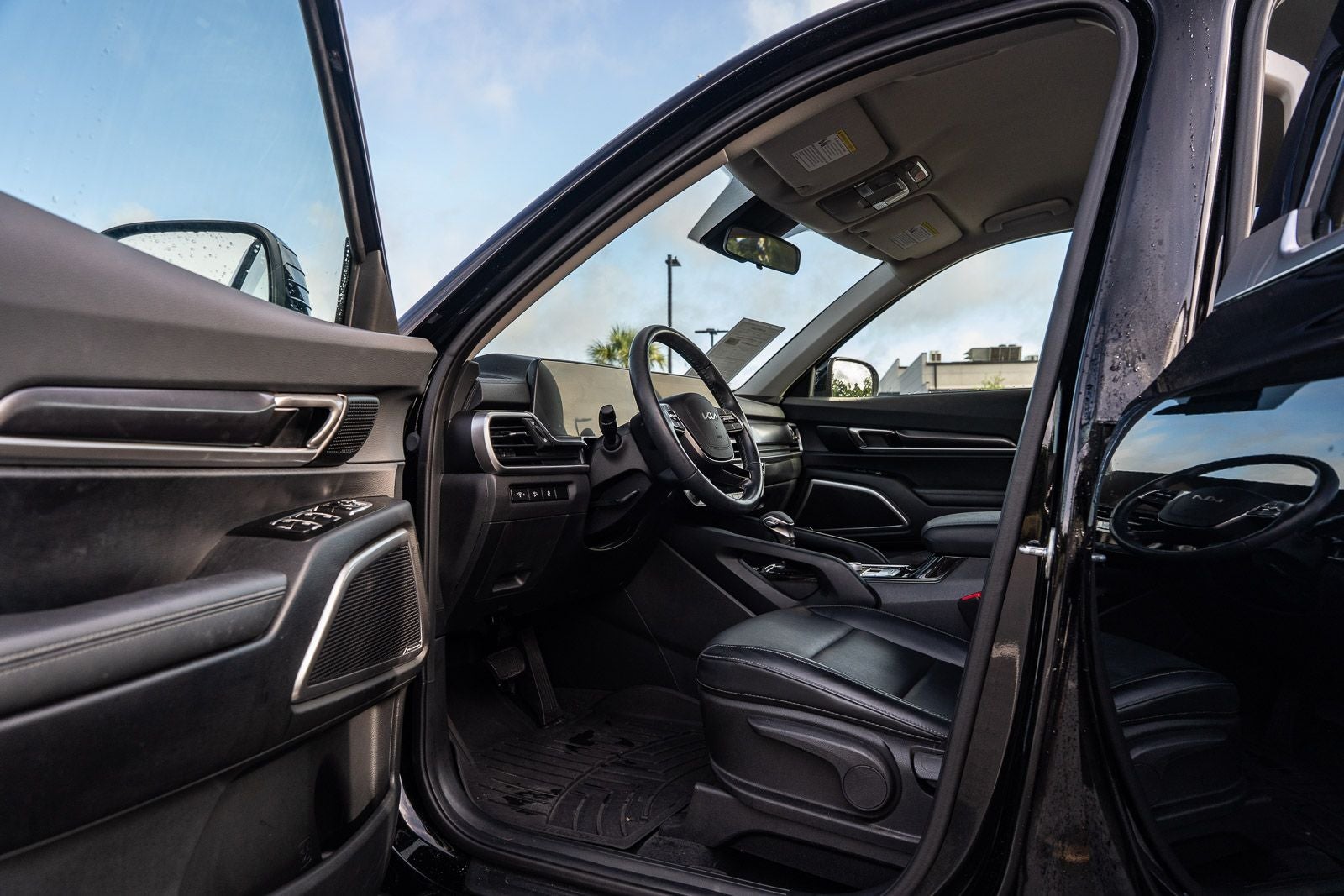 2023 Kia Telluride LX