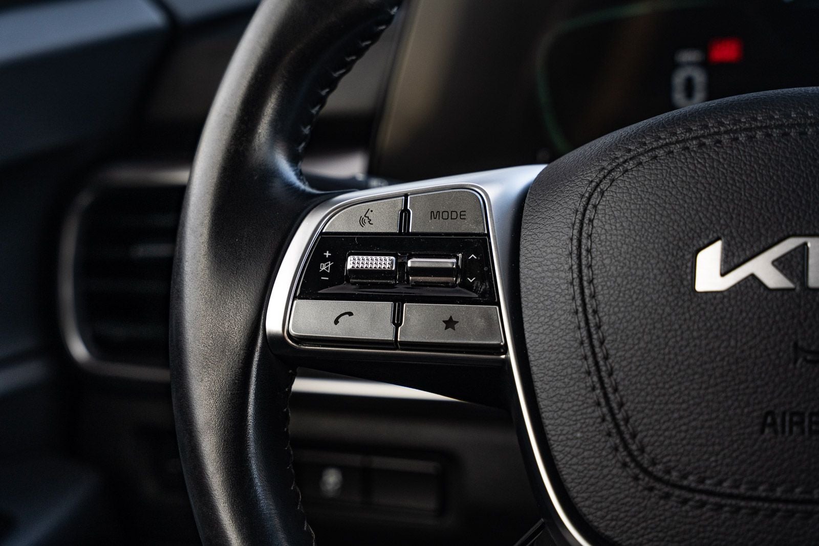 2023 Kia Telluride LX