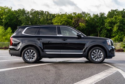2023 Kia Telluride LX