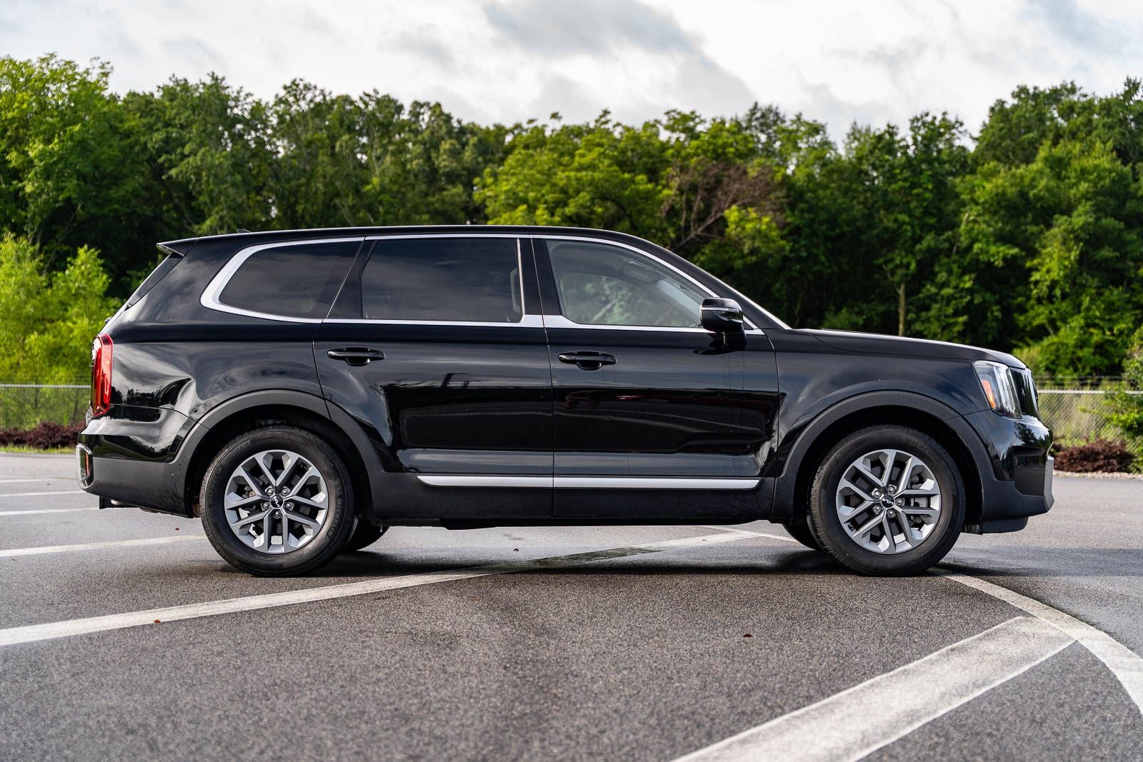 2023 Kia Telluride LX
