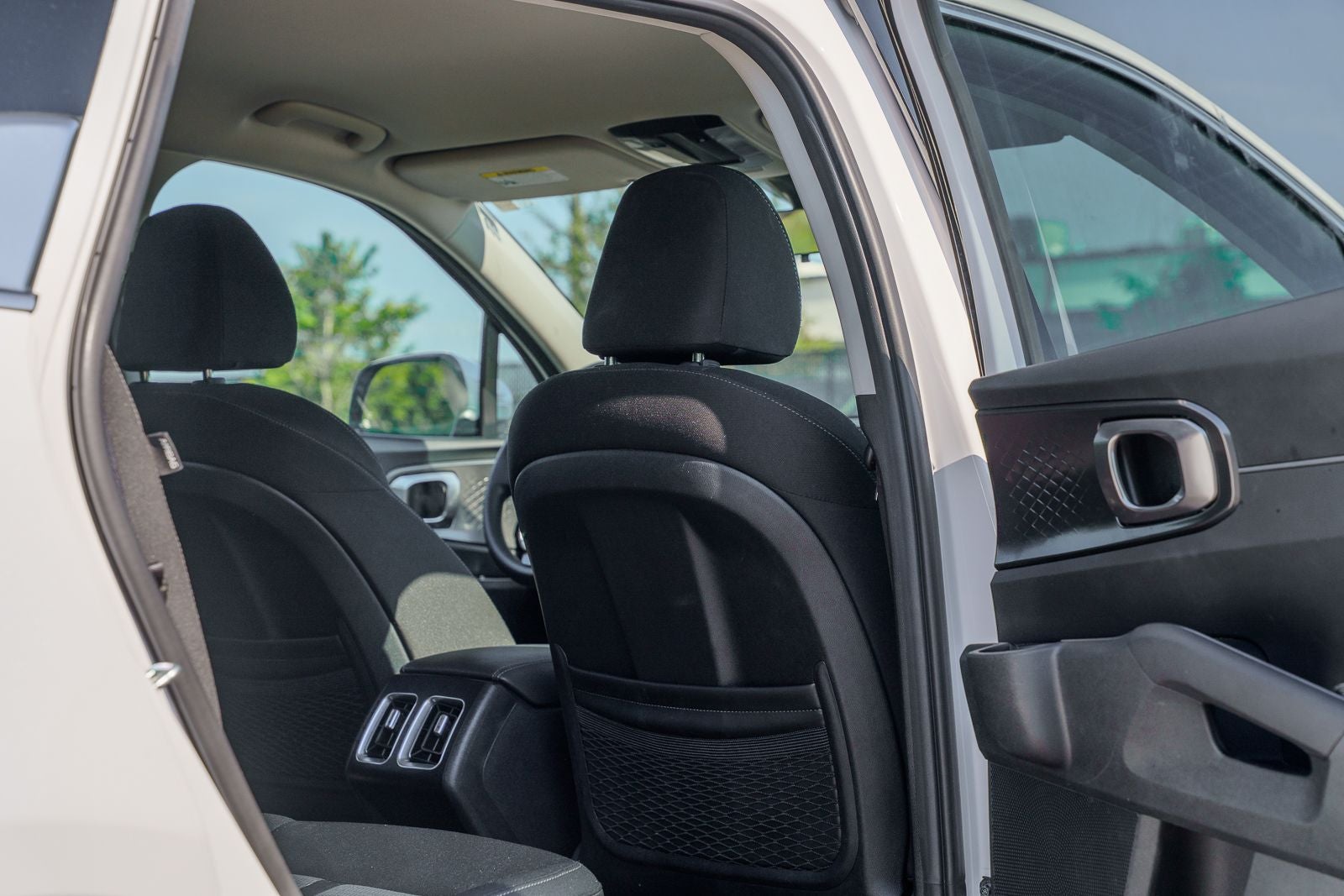 2025 Kia Sorento LX