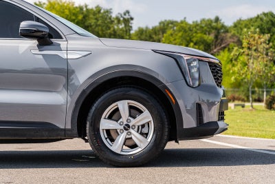 2024 Kia Sorento LX