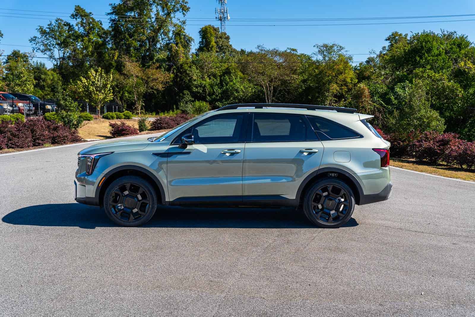 2025 Kia Sorento X-Line EX