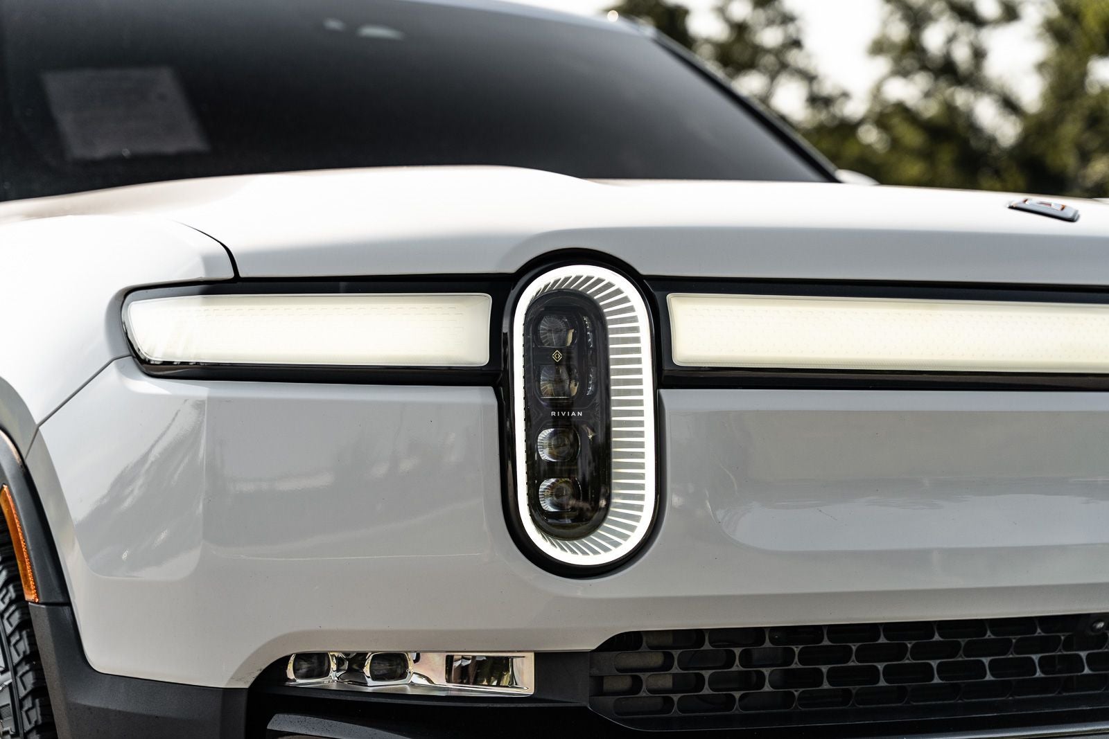 2023 Rivian R1S Adventure