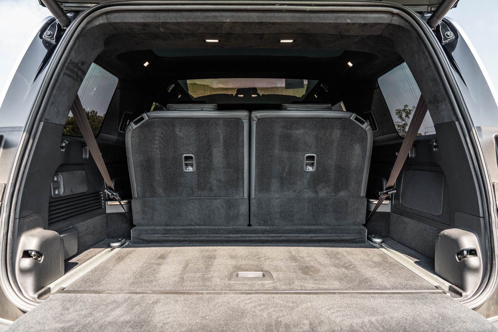 2023 Rivian R1S Adventure