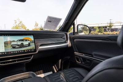 2023 Rivian R1S Adventure