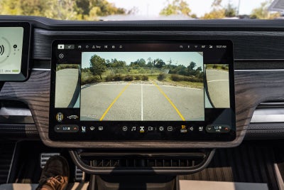 2023 Rivian R1S Adventure