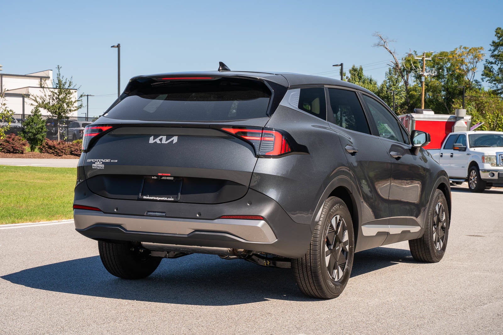 2027 Kia Sportage Hybrid LX