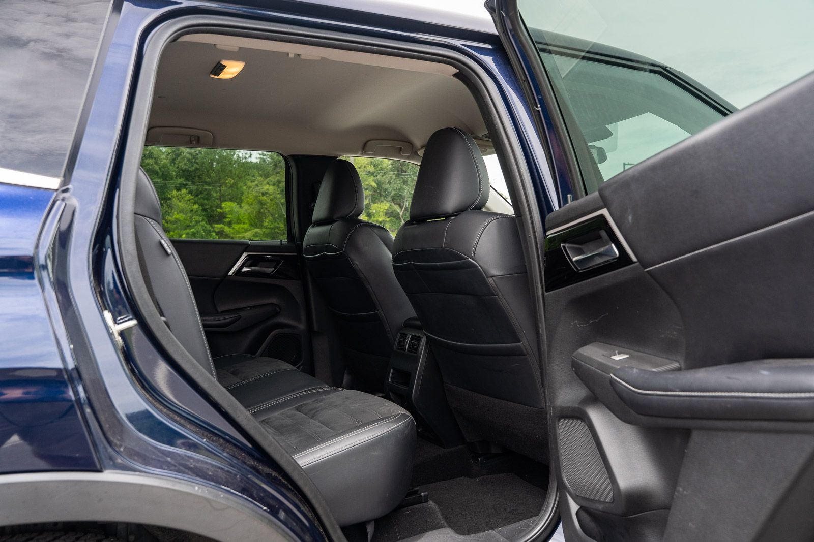 2022 Mitsubishi Outlander SE