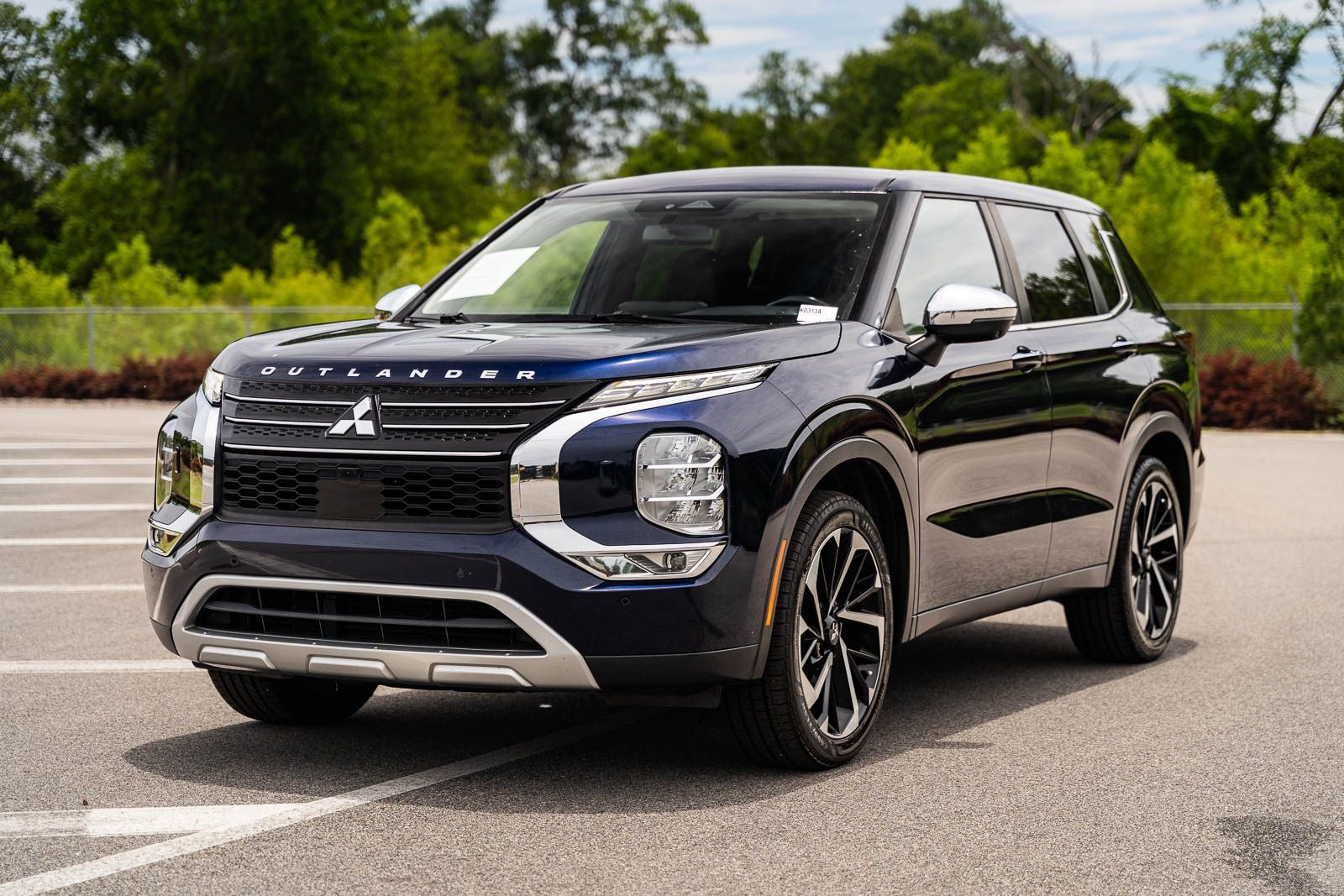 2022 Mitsubishi Outlander SE