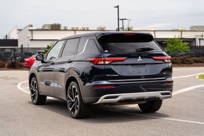 2022 Mitsubishi Outlander SE