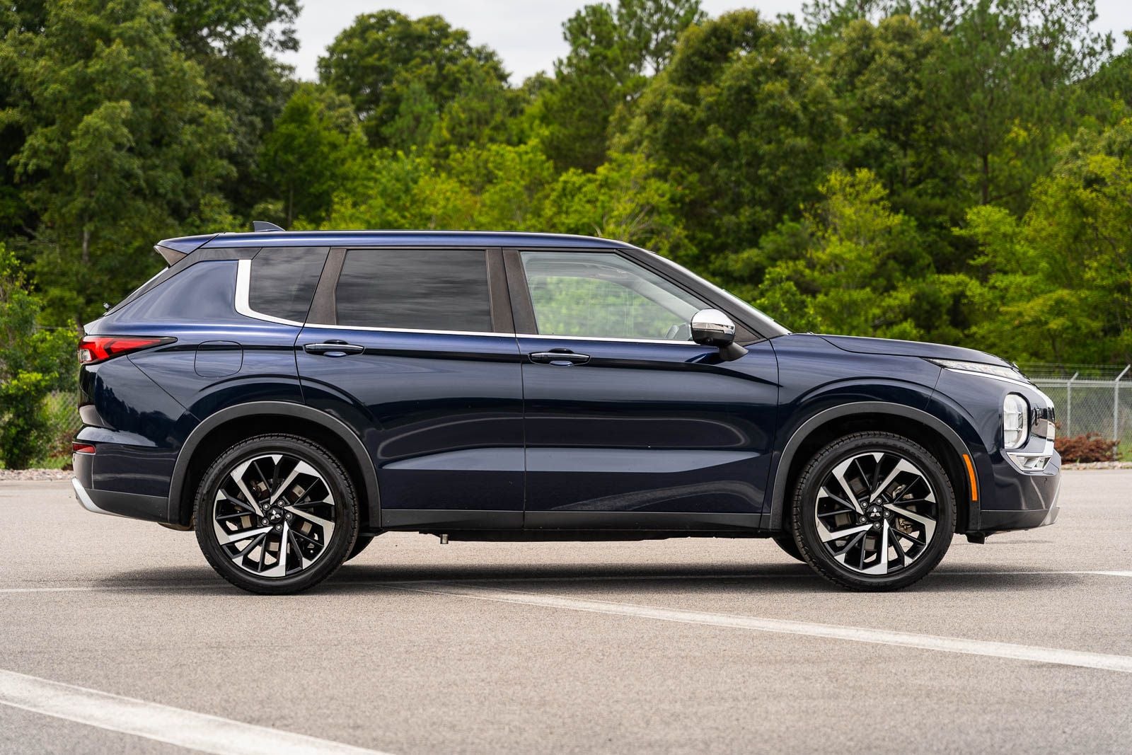 2022 Mitsubishi Outlander SE