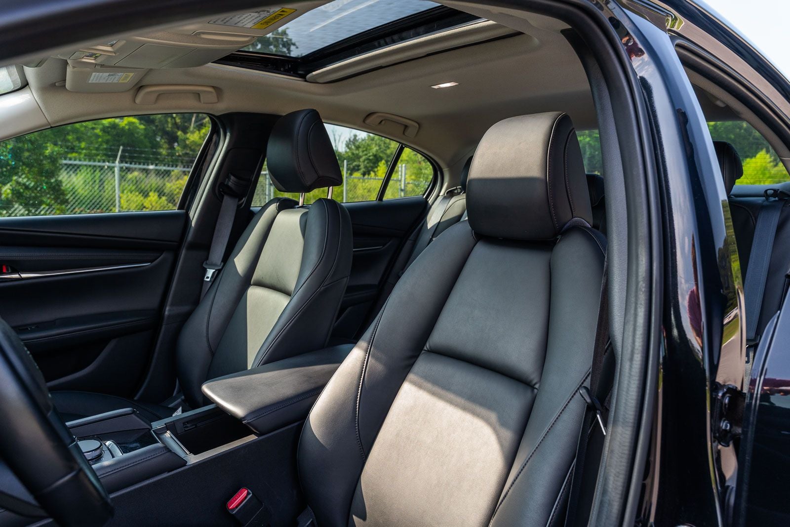 2025 Mazda Mazda3 2.5 S Preferred Package