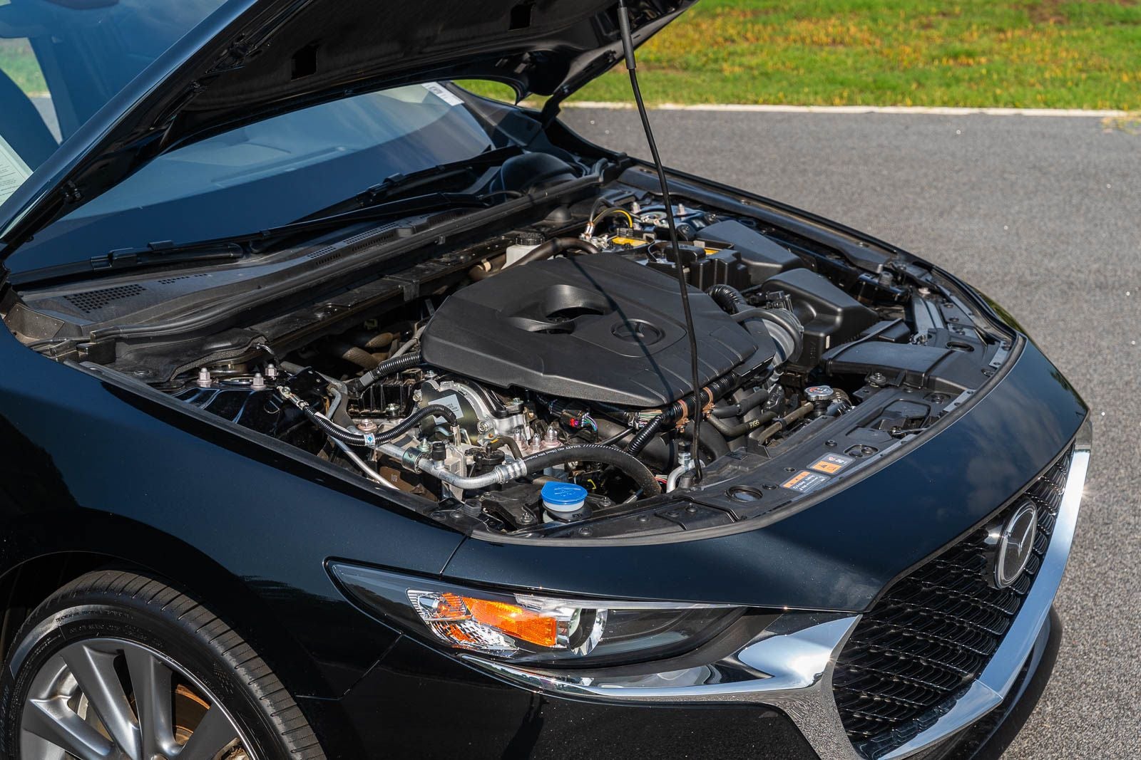 2025 Mazda Mazda3 2.5 S Preferred Package