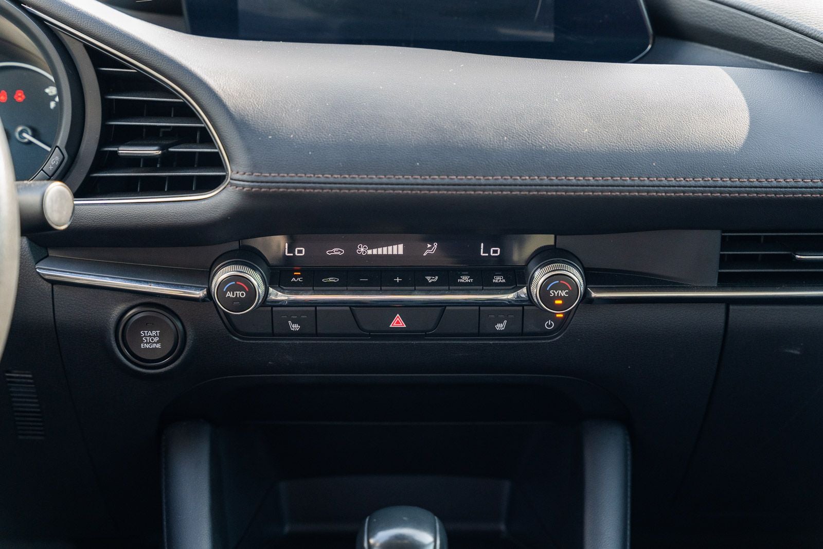 2025 Mazda Mazda3 2.5 S Preferred Package