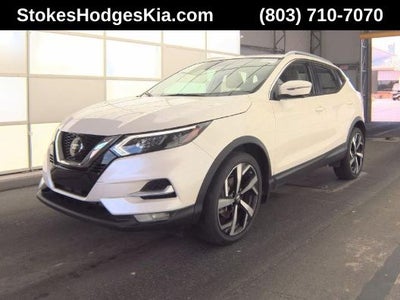 2022 Nissan Rogue Sport SL
