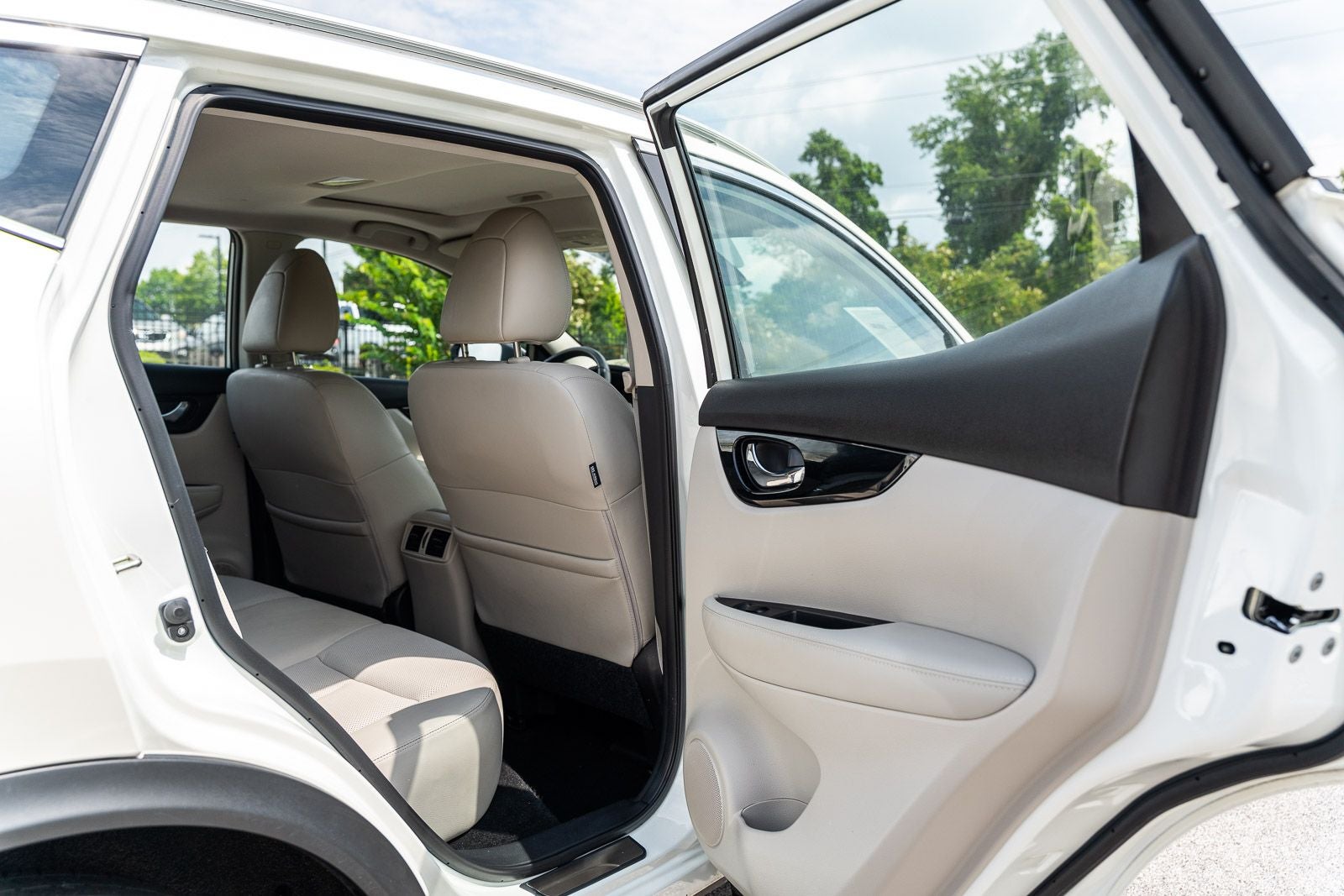 2022 Nissan Rogue Sport SL