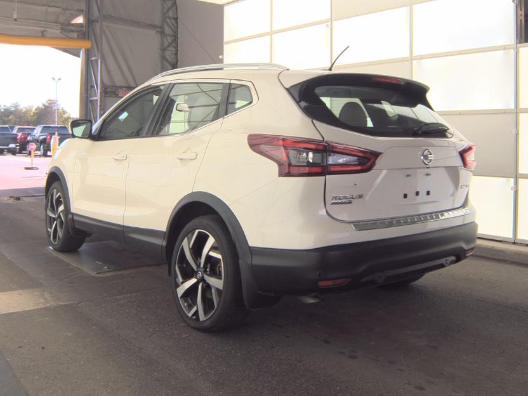 2022 Nissan Rogue Sport SL