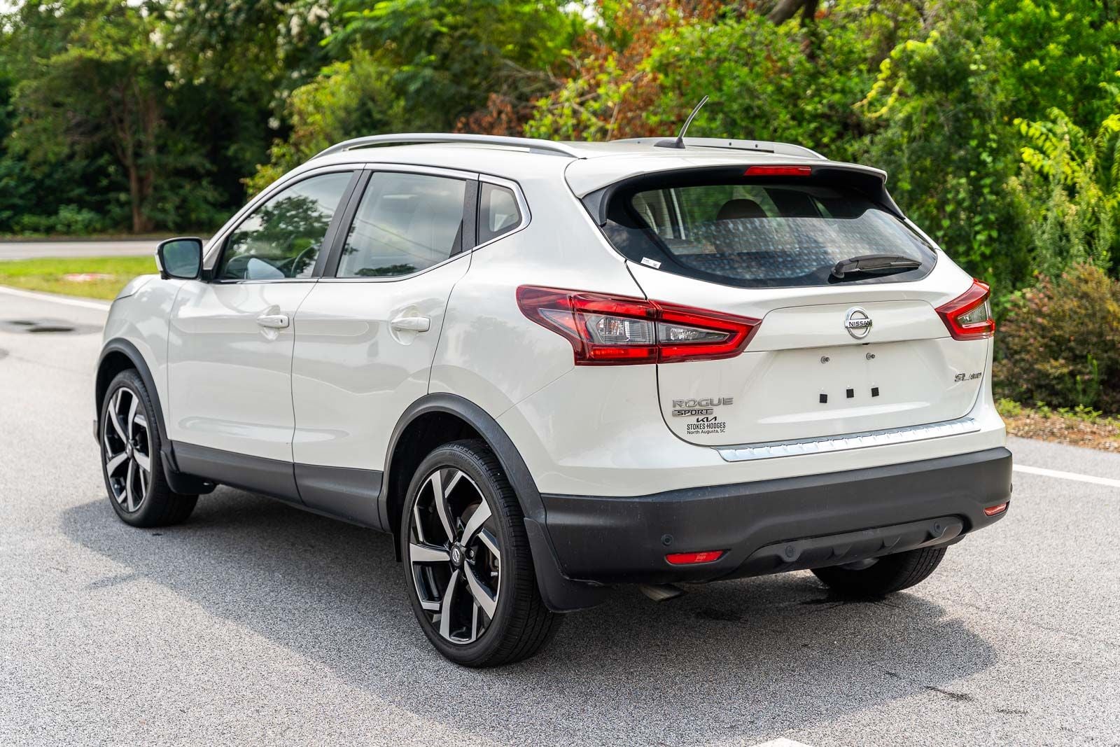 2022 Nissan Rogue Sport SL