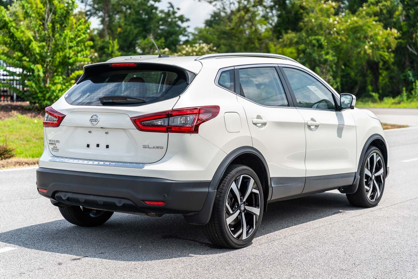 2022 Nissan Rogue Sport SL