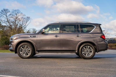 2023 INFINITI QX80 LUXE